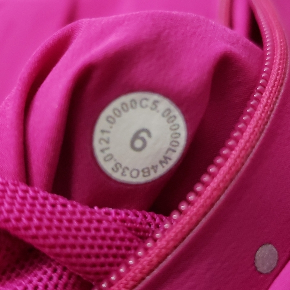 Fast and free windbreaker.. - Picture 4 of 7